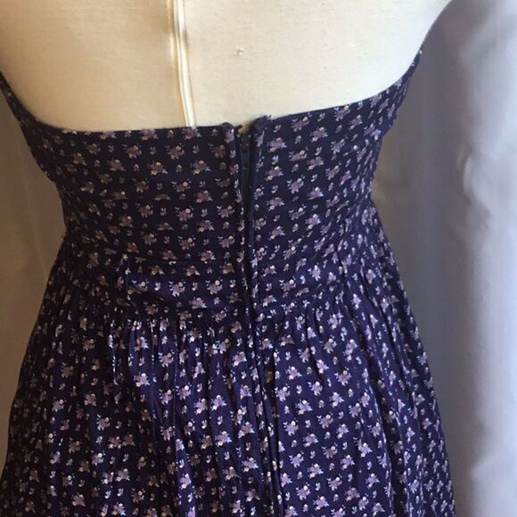Strapless mini in navy with purple flowers in size 7 - Picture 10 of 10